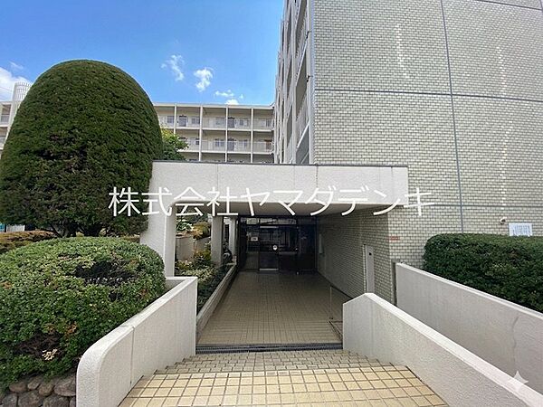 ゆっつたりとしたエントランス管理体制がしっかりしています。