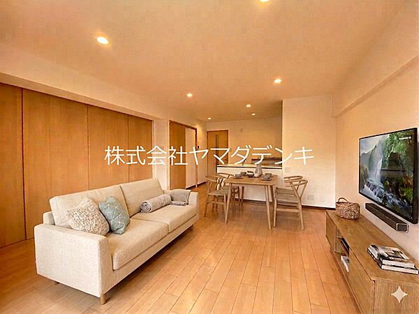 LDKはご家族が集まって過ごす大切な場所。そんなLDKは13帖洋室を繋げて使うことも可能！ゆったりとお過ごしいただけます