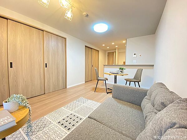 LDK12帖　効率の良い家具配置が可能です。