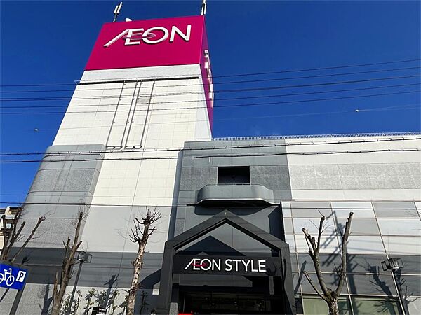 イオンスタイル新茨木（812m）