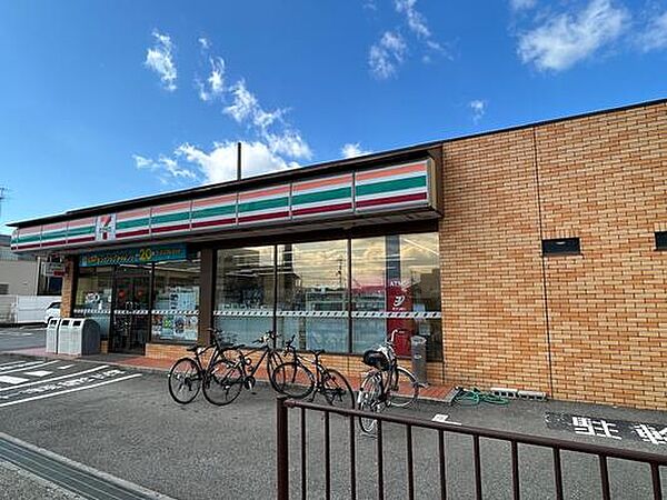 セブンイレブン 高槻大冠町店（373m）