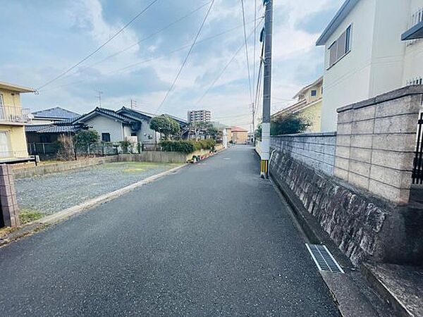 閑静で穏やかな印象の周辺環境。心安らぐゆったりとした日常が過ごせます。