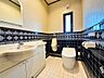 トイレ：洗面台付のトイレです♪