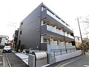 大船駅より徒歩10分 築7年6ヶ月 3階建の賃貸物件
