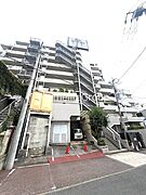 藤沢駅より徒歩7分 8階 築35年7ヶ月の賃貸物件