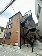 鵠沼海岸駅より徒歩9分 3階 築1年11ヶ月の賃貸物件