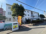 本鵠沼駅より徒歩5分 3階 築40年8ヶ月の賃貸物件