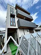 大船駅より徒歩12分 新築 3階建の賃貸物件