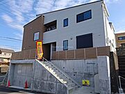 六会日大前駅より徒歩20分 築3年の賃貸物件