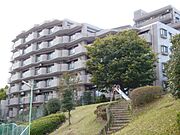 藤沢駅より徒歩8分 築30年6ヶ月 8階建の賃貸物件