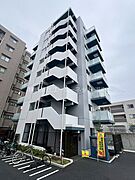 柳小路駅より徒歩9分 築1年5ヶ月 8階建の賃貸物件