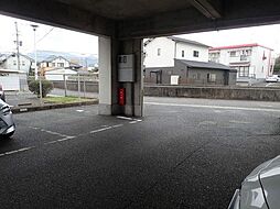28 / 40