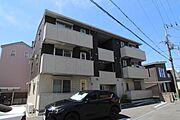 村野駅より徒歩22分 築7年 3階建の賃貸物件