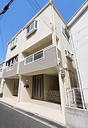 牧野駅より徒歩26分 築30年6ヶ月 3階建の賃貸物件