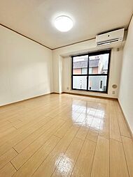 ヤワタヤ　ビルディング 2階ワンルームのリビング/ダイニング