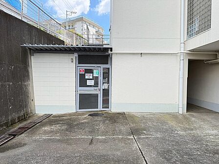 ゴミ置き場