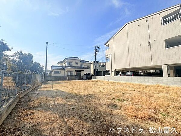 土地代金2850万円で、周辺相場と比較してもゆとりある広さを確保できる高いポテンシャル。