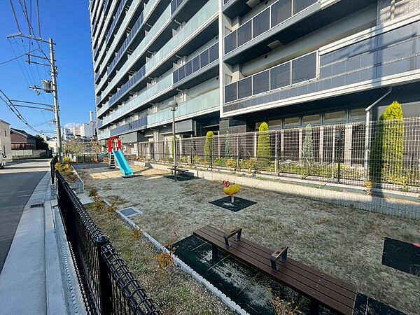敷地内公園