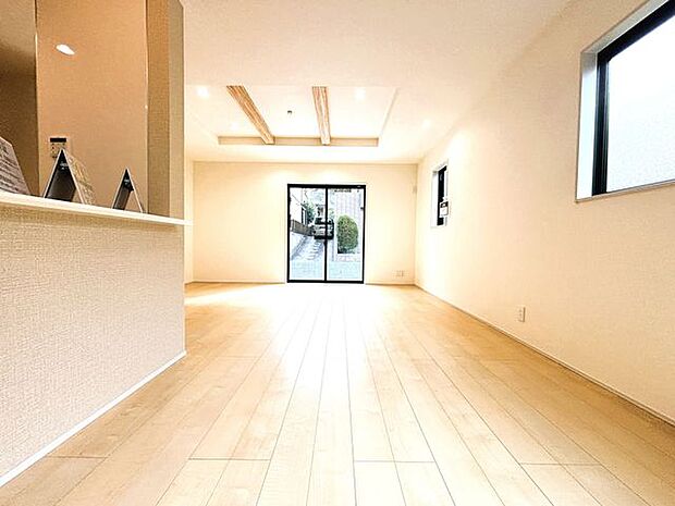 全室フローリングなので見た目がお洒落。掃除も簡単。