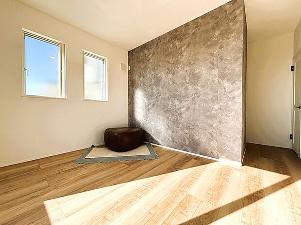 太陽の光りがサンサンと差し込む陽だまりの家。