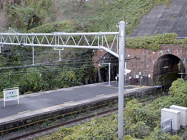 JR「田浦」駅 徒歩39分。 3100m