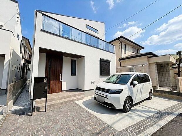 スタイリッシュな外観