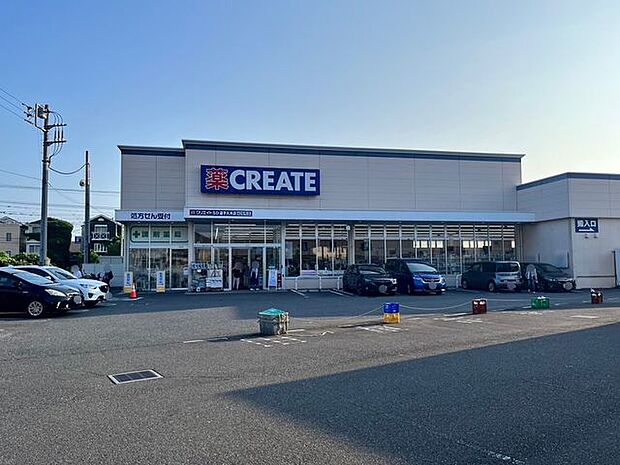 クリエイトＳ・Ｄ 逗子久木店 徒歩6分。 460m