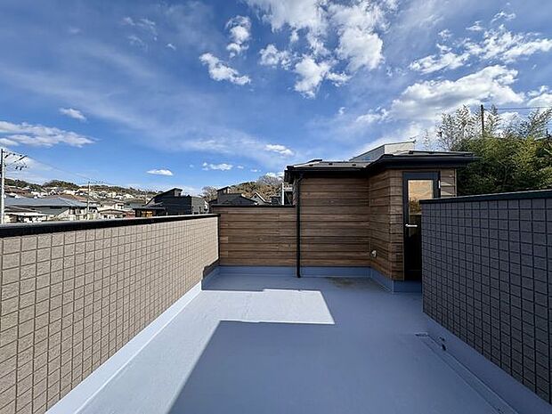 ルーフバルコニーで黄昏の時間を..