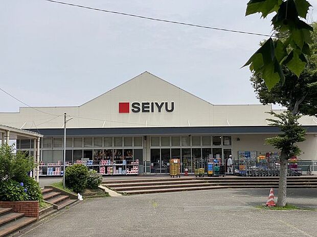 西友ストアー逗子ハイランド店 徒歩21分。 1640m