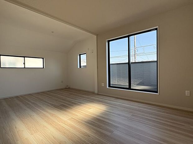 間仕切り対応可能な主寝室