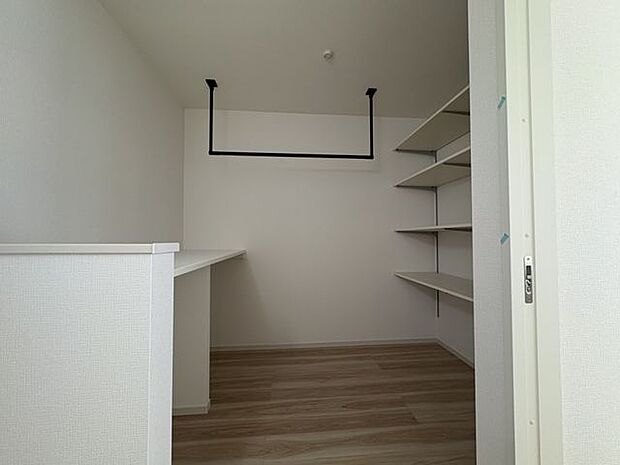 浴室につながるランドリールーム。無駄のない動きが、忙しい毎日にゆとりを生み出します。