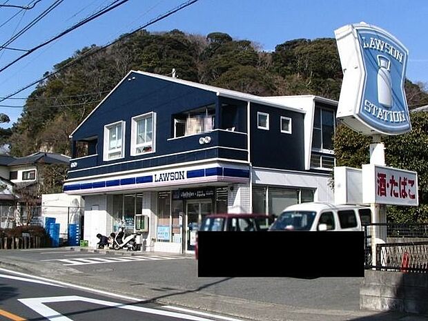 ローソン 鎌倉名越店 徒歩11分。 830m