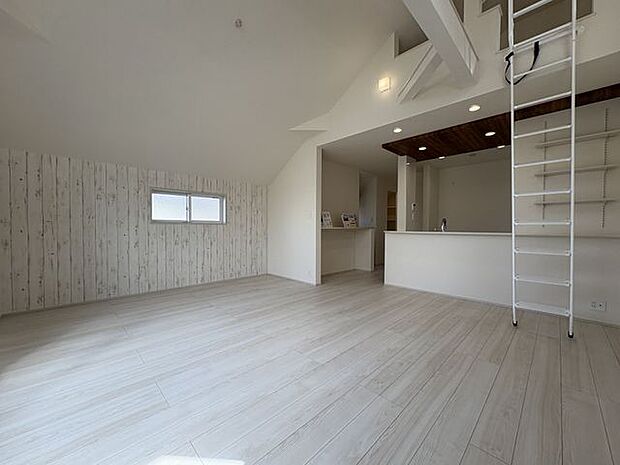 お日様ポカポカで家族憩いの場に♪