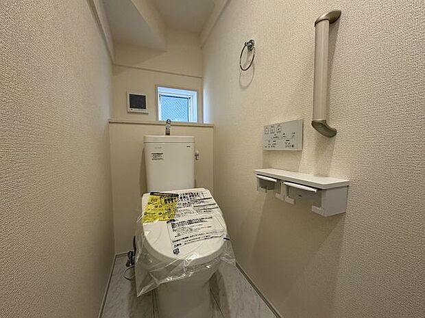 温水シャワー付きトイレ