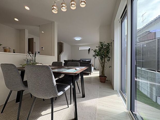 家族との会話もはずみそうです