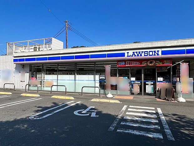 ローソン逗子池子二丁目店 徒歩6分。 480m