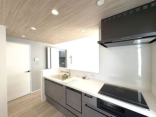 使い勝手のよさそうなキッチン