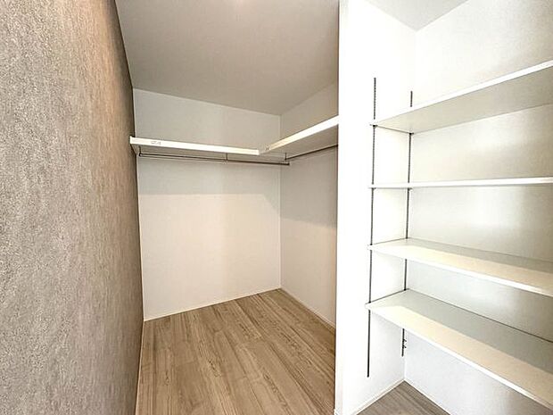 WIC付きで収納も充実♪