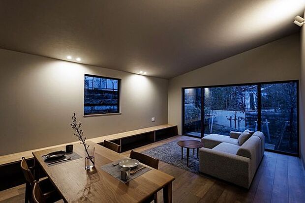 どこか落ち着く雰囲気に。