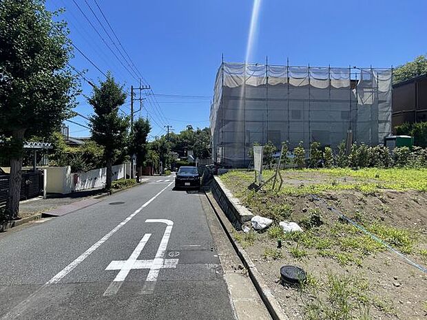 琵琶苑旧分譲地内の閑静な邸宅街。