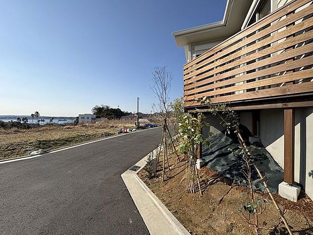 敷地からの景観も開放的です