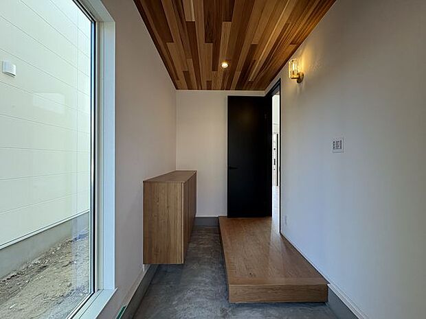 設計に工夫が施された玄関