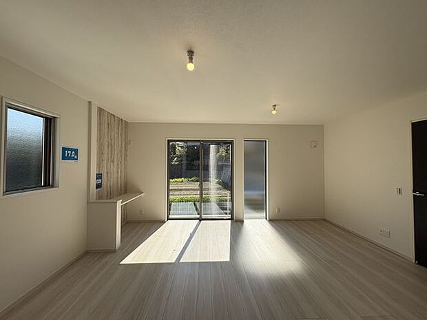 スタディーカウンターは読書スペースやワークスペースとしてもお使いいただけます