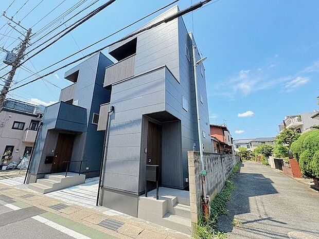 鎌倉の穏やかな地に佇むデザイン住宅。