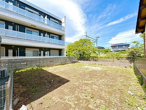 17.8帖の広々リビング、家族が自然と集う心地よい空間