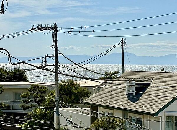 肉眼の方が海を感じられます