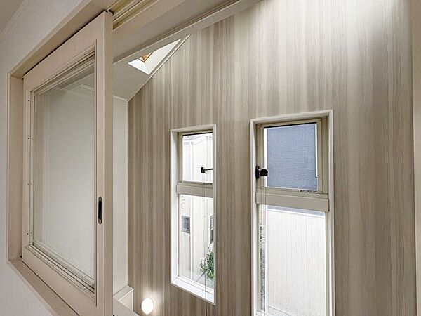 室内窓もあるため、風通しがよさそうです