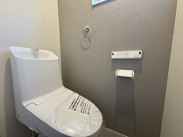 こちらは2階トイレです。トイレ2か所は便利◎