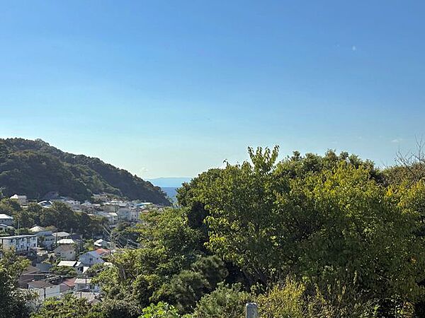 建物2階レベルからオーシャンビュー