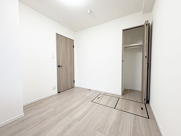 室内はリフォーム済み。
